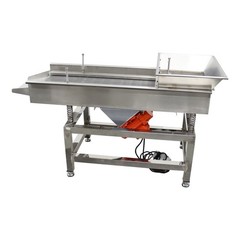 110V Linear Vibrating Screen Stainless Steel 3mm Hole 3000RPM Dual Motor