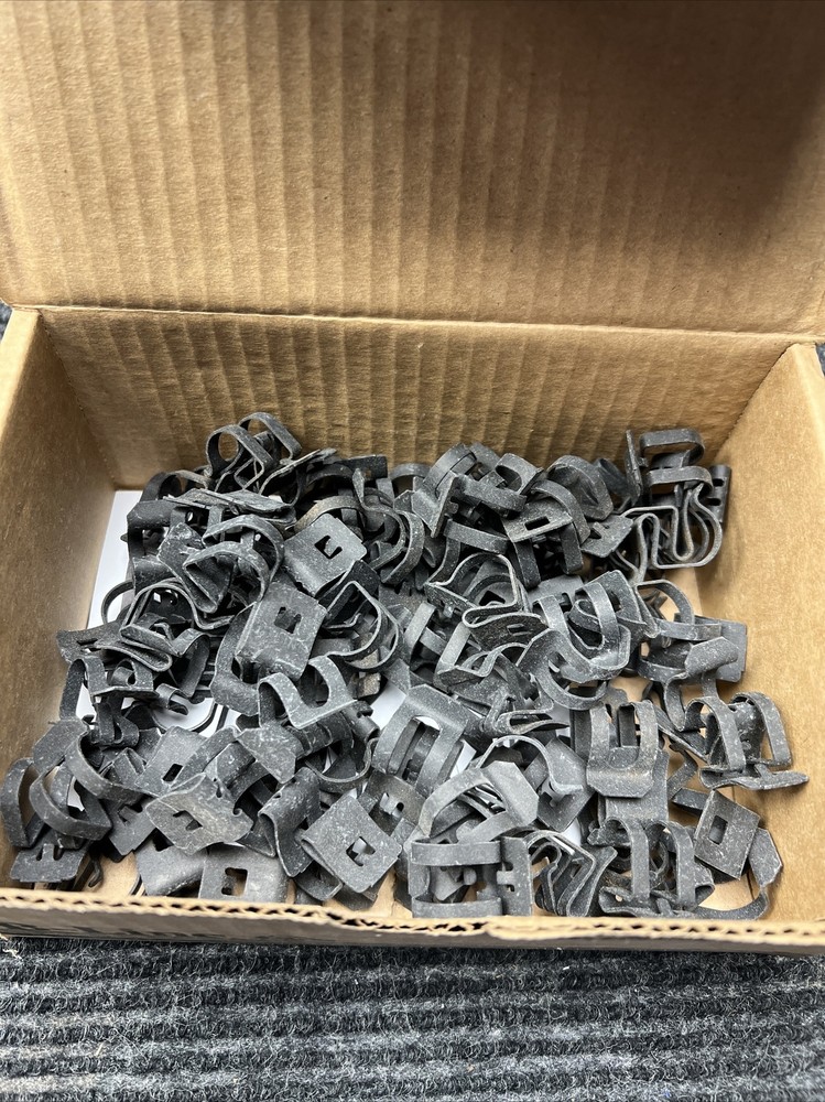NEW BOX OF 100 COOPER B-LINE BX9 FLEX CABLE FASTENER, BEAM FASTENER