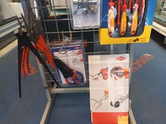 KNIPEX Originals : 35 PRODUCTS for only USD. 1380 ( = ca. USD. 39 pro-product)