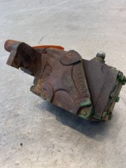 1967 John Deere 4020 Tractor Hydraulic Valve Block R27492R