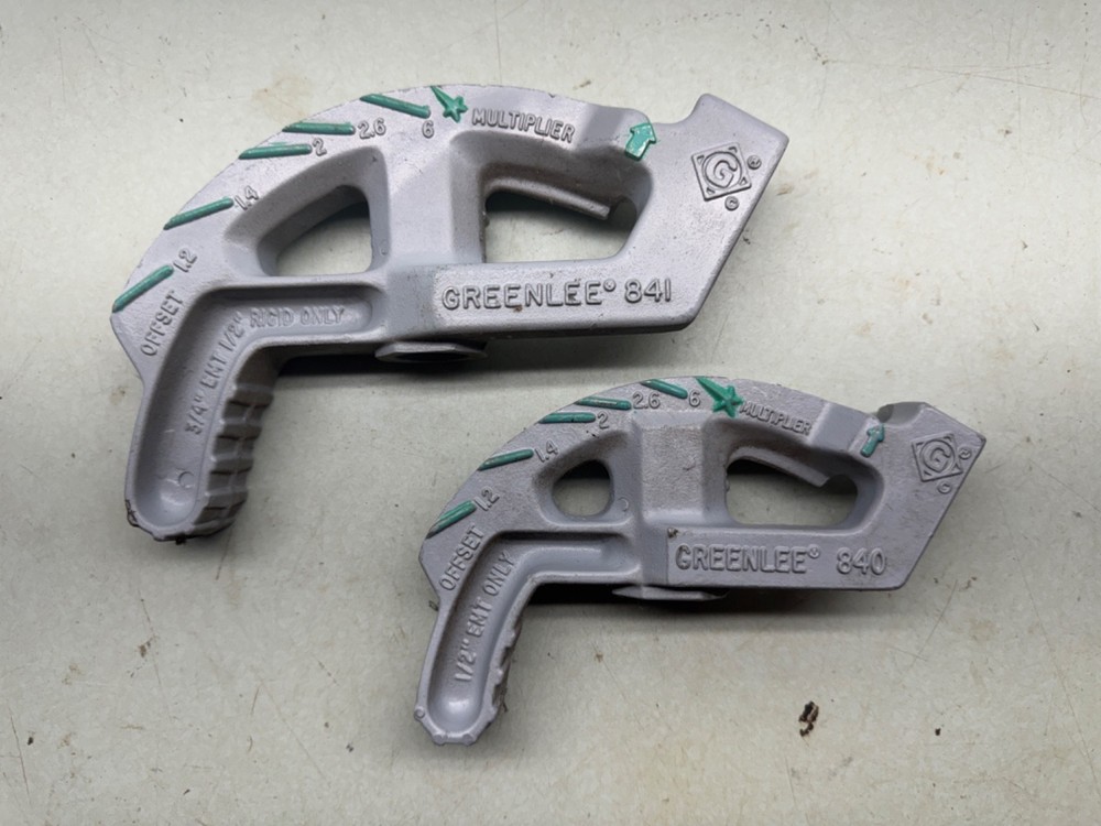 GREENLEE 841 Pipe Bender for 3/4″ E.M.T. 1/2″ Rigid Only & 840 1/2″ EMT Only