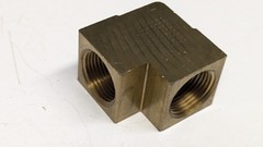 NOS Aeroquip 3/4” x 3/4” FNPT Brass 90° Female Elbow Pipe Fitting, 3500×12