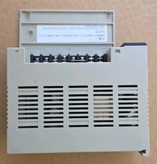 OMRON C200HW-PA204 POWER SUPPLY MASTER UNIT AC100-120/200-240V 5060Hz 120VA
