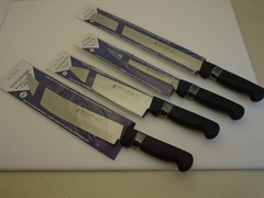 New Chef Starter Set (4) Pro Knives 8in Chefs 6in Boning 12in Bread 10in Cimeter