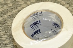Removable Adhesive Circle Labels – Clear Seal, 4″ – 500/roll ULINE