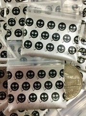 BaggiesSince1987 – 12510 Design ZipBags 1000PCS METALLIC 30 DSN MIX, READ DETAIL