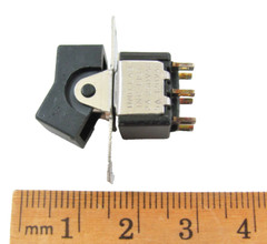 (2x) DPDT ON-NONE-ON 5A 120VAC / 28VDC – 2A 250VAC Rocker Switch – Solder