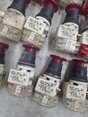 LOT OF 35 Square D 9001 KM1,KM35, KM7 Red Push MOMENTARY VARIOUS DIFFERENT