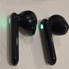 Timekettle WT2 Edge Translator Earbuds 40 Languages & 93 Accent (OFFLINE) Black