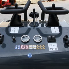 Mini Skid Steer Loader15 hp Hydraulic System Electric Start B&S ENGINE heat sink