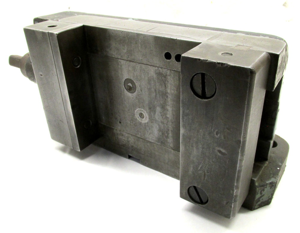 PRATT & WHITNEY 6″ VERTICAL MILLING MACHINE VISE – #P 1-506