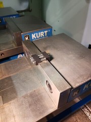 Set of 2 Vise jaw work stop locator for milling vises. Made in USA 3/8″ To 1″
