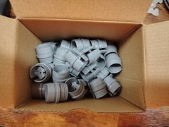 (Box of 100 pcs) Southwire RCR50 1/2″ inch NM Sheathed Cable Connectors