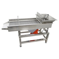 110V Linear Vibrating Screen Stainless Steel 3mm Hole 3000RPM Dual Motor