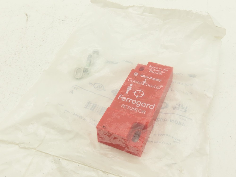 Allen Bradley 440N-A02005 Guardmaster Ferroguard Safety Switch Actuator Ser A