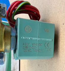 ASCO RedHat 8210G093 Solenoid Shutoff Valve 3/8in Brass 120V 150 PSI