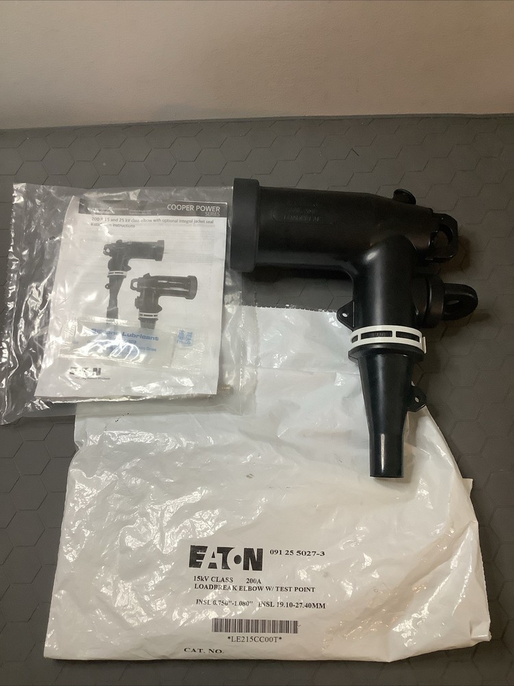Eaton LE215CC00T 15kV Class 200A 8.3/14.4kV Loadbreak Elbow Test Parts As Shown