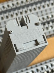 NEW Box of 100 Altech CMB4 Mini Feed-Through Panel Mount Terminal Blocks 35A