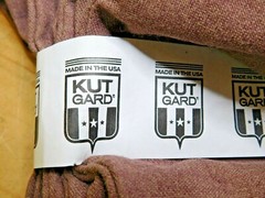 12 SLEEVES PIP KUT-GARD Cut-Resistant Arm Sleeve w/Thumb Hole 22″L 10-K4622