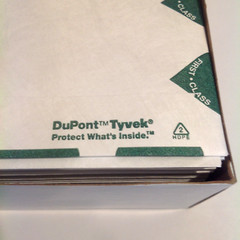 Box of 100 Survivor R1670 Tyvek USPS First Class Mailers 10″ x 15″ White NEW