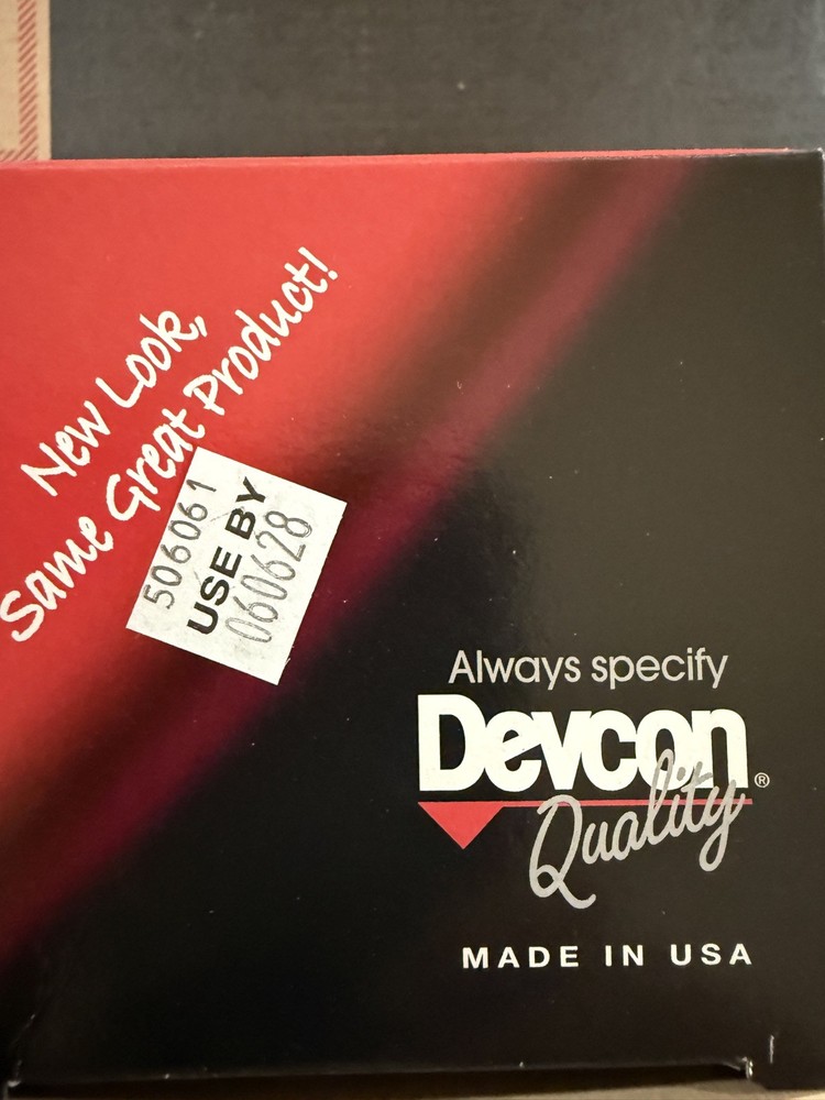 Devcon 10110 Plastic Steel Putty Resin and Hardener Kit. Last 8 units