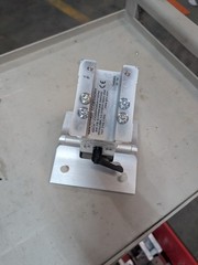 GCX WMM-0001-04 Articulating Wall Mount, max load 30 lbs/14kg, as shown in pics