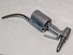 Unbranded 400862 Pneumatic Air-Hydraulic Pop Rivet Gun, As Shown In Pictures