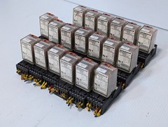 Schrack MT3330C4 relay, 24VDC with Schrack MT78740 relay base as shown
