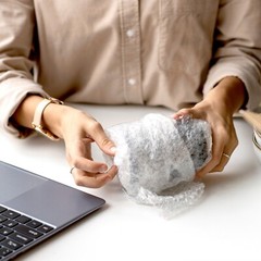 Fan3/16″ Small Bubble Cushioning Wrap Padding Roll 700’x 12″ Wide Perf 12″ 700FT