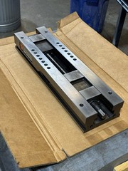 Orange Vise Company 6” x 22” Vise Body and Carrier, Great Conditon