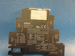 IDEC RV8H 6-24 VAC, Interface Relay Input With RV1H-G-D24 Coil Relay