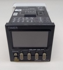 Omron H5CX-A-N Timer Digital 100-240 V AC