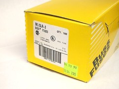 Box of 100 – NEW Cooper Bussmann GLR3 GLR-3 300V Fuses Glass Tube Knob – NEW