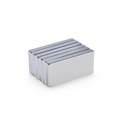 Square Super Strong Magnets Length 5-100mm N35 Rare Earth NdFeB Magnet Multiple