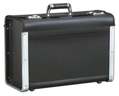 HT321I – PLATT LUGGAGE – CATALOG CASE – Interior Dimensions (L x W x D): 19″ x 1