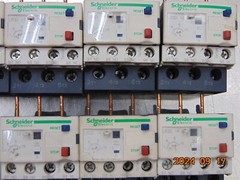 (1) Schneider Electric Thermal Overload Relay LR3D14 7-10A