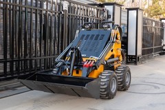 Mini Crawler Track Skid Steer Loader with EPA in Stock