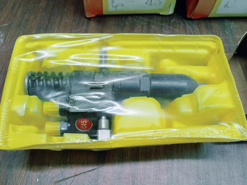 DETROIT DIESEL R-5229345 INJECTOR C45 CLASIC Series 53 7 V71 6 MONTH WARRANTY!