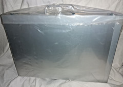 Pina Zangaro Camden portfolio #52319 carry Case 13.875” x 19.875” x 1.875”