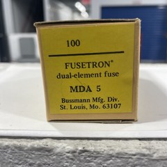 Buss Fuse Box Of 100 MDA-5 MDA5 250V Bussmann Ceramic