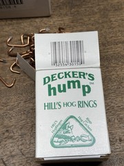 Box of 100 Decker Manufacturing Company ~Decker’s Hump Hill’s No.3 Hog Rings