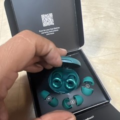Loop Earplugs Switch 2 Emerald – Open Box