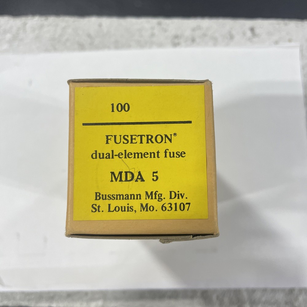 Buss Fuse Box Of 100 MDA-5 MDA5 250V Bussmann Ceramic